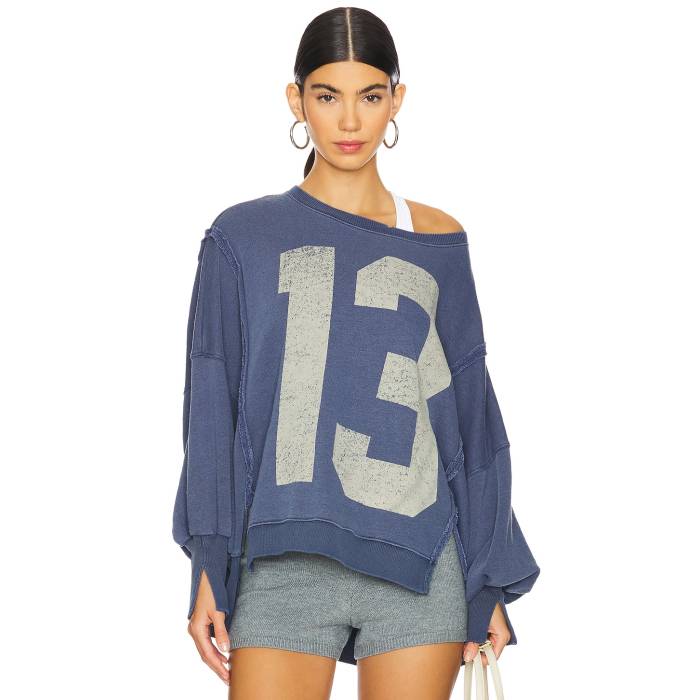 フリーピープル Free People 【 X We The Free Graphic Camden Sweatshirt In Navy Combo 13 Women Navy Combo 13 】 フリー グラフィック スウェット トレーナー 紺色 ネイビー 13 サーティーン レディースファッション