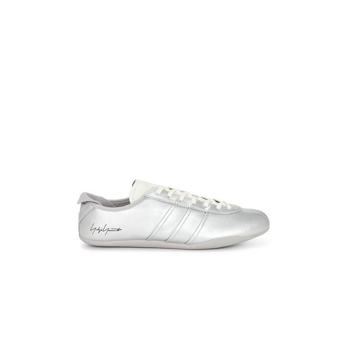アディダス ワイスロバート・エドワード・リー Y-3 【 Tokyo Men Silver Metallic, Off White \u0026Amp; Black 】 メンズ Silver しろがね色・しろがね色 白いこと 白いこと 黒いこと 黒いこと