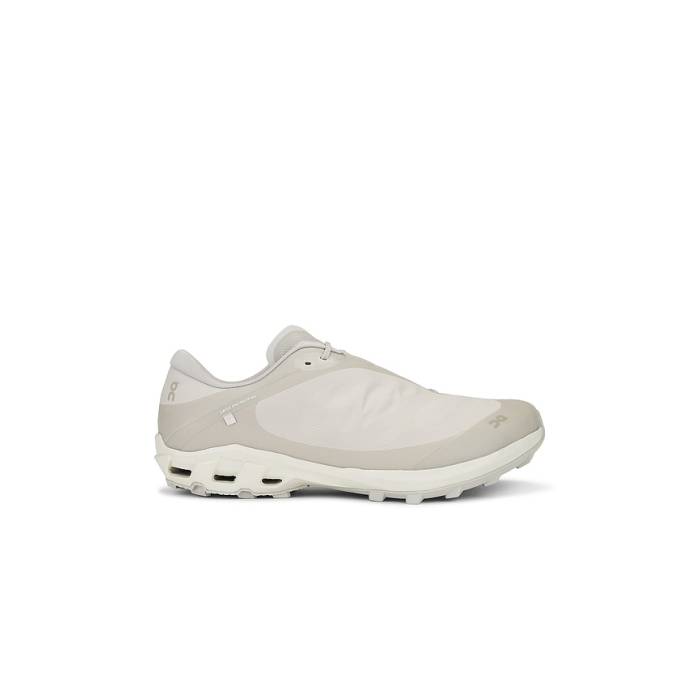 オン On 【 X Post Archive Facti (Paf) Cloudventure Peak Sneaker Men Ice Moon 】 靴 スニーカー メンズ