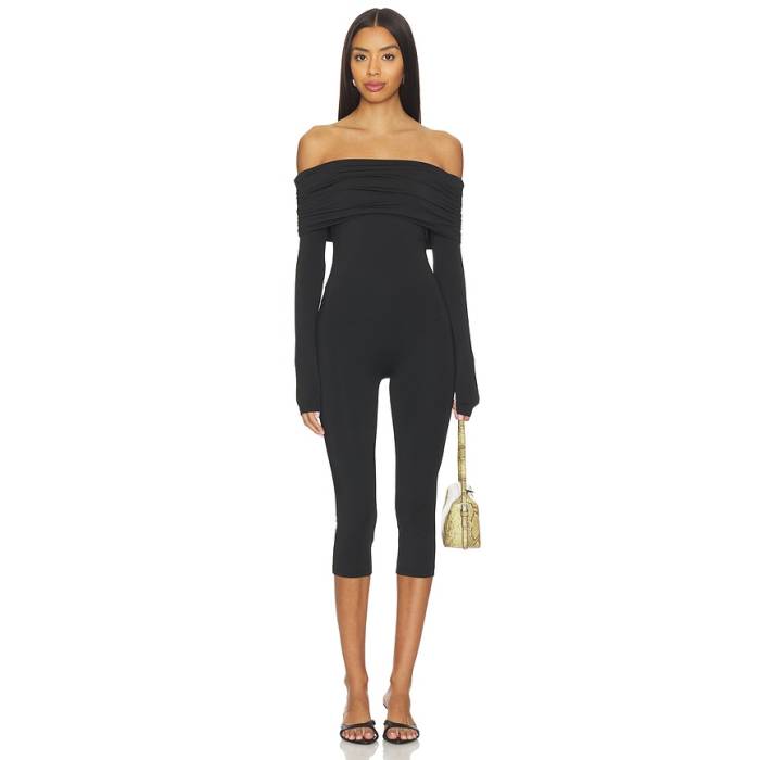 Superdown 【 Yuna Capri Jumpsuit Women Black 】 飛び降りる背広 レディース 黒いこと 黒いこと