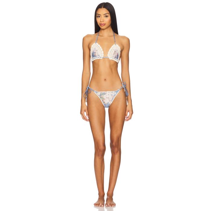 ジマーマン Zimmermann 【 Cascadian Crochet Triangle Bikini Set Women Tea Blue Botanical Floral 】 レディースファッション 水着 レディース 青色 ブルー