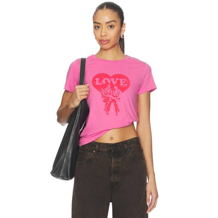 Daydreamer 【 John Lenon Love Is Real Headliner Tee Women Classic Pink 】 レアル プルオーバー レディース 古典派音楽 pink サクラ色