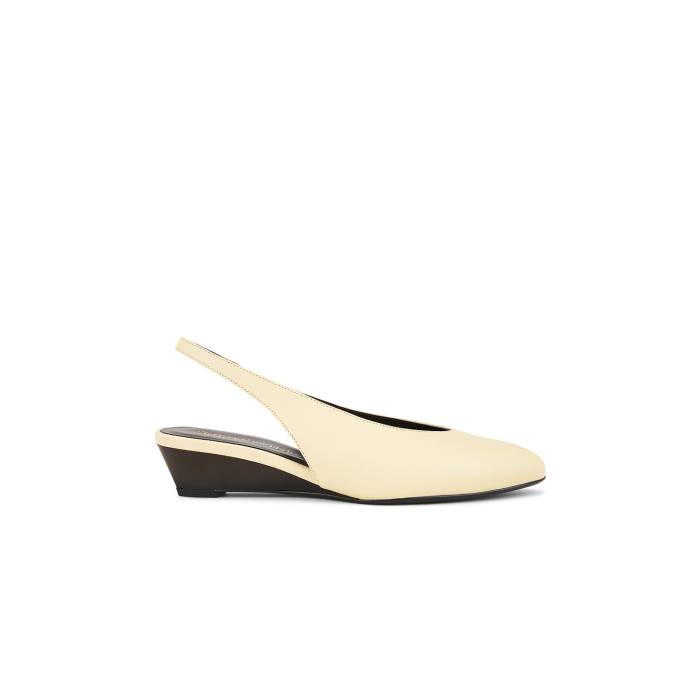 ジェフリーキャンベル Jeffrey Campbell 【 Snoop Pump Women Light Yellow 】 揚水機 レディース yellow 黄味がかった・黄色