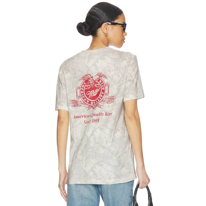 ジャンクフード Junk Food 【 Miller High Life Tee Unisex Camo 】 ハイ Tシャツ ユニセックス カモ柄｜スニケス