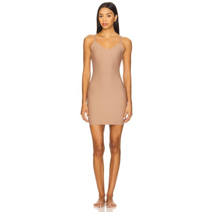 渡り間クス Spanx 【 Everyday Smoothing Cami Slip Women Cafe 金 Lait 】 レディース