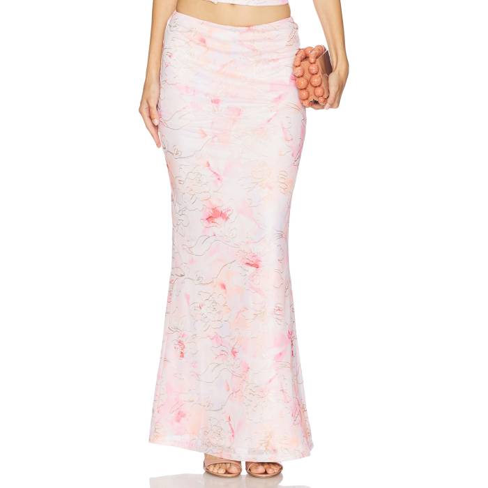More To Come 【 Nina Maxi Skirt Women Pink Floral 】 レディース pink サクラ色