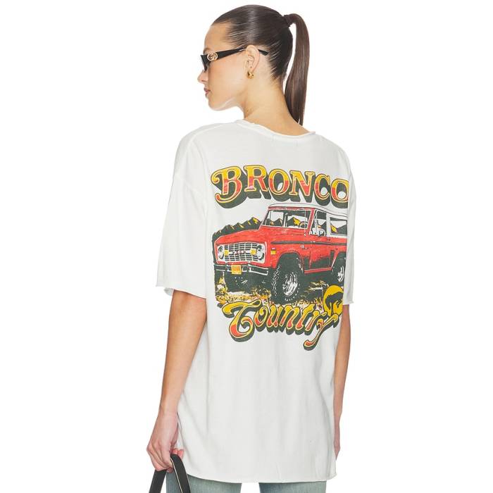 ジャンクフード Junk Food 【 Bronco Country Tee Unisex Vintage White 】 カントリー Tシャツ ユニセックス vintage ビンテージ・ヴィンテージ 白色 ホワイト｜スニケス