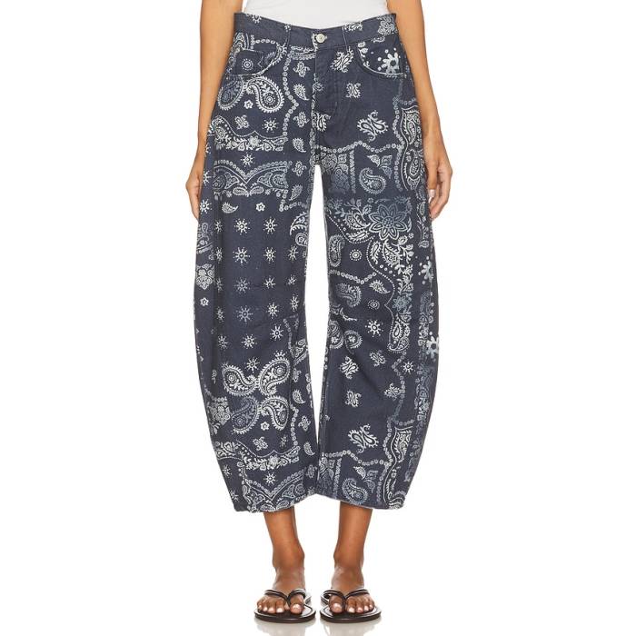 フリーピープル Free People 【 X We The Free Good Luck Printed Barrel Jean Women Navy Bandana 】 無償性 レディース 紺色 米国海軍