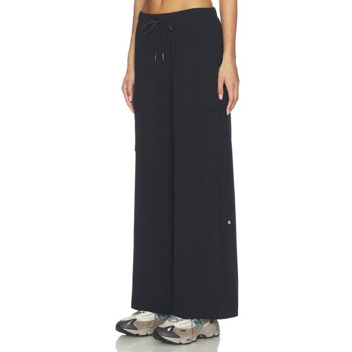 Splits59 【 Alex Airweight Cargo Pant Women Black 】 積貨委託貨物 ズボン下 レディース 黒いこと 黒いこと