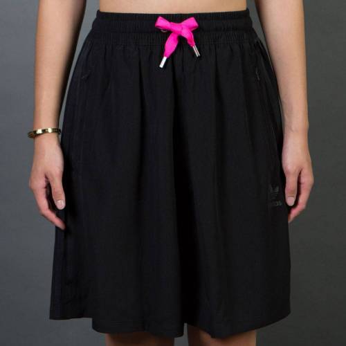 アディダス ハイ ショーツ ハーフパンツ 黒色 ブラック レディース 【 ADIDAS WOMEN HIGH WAIST SHORTS (BLACK) / BLACK 】 レディースファッション ボトムス