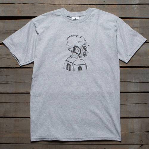 アンディフィーテッド Tシャツ 灰色 グレー グレイ ヘザー メンズ 【 UNDEFEATED MEN PUCK EYE TEE (GRAY / HEATHER) GRAY HEATHER 】 メンズファッション トップス カットソー
