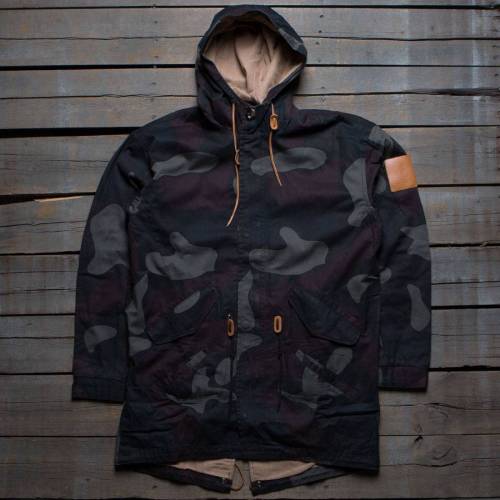 アコンプライス カモ柄 トレンチコート メンズ 【 AKOMPLICE MEN OVERDYE CAMO TRENCH COAT (CAMO) / 】 メンズファッション ジャケット｜スニケス