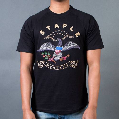 【★百貨店SALE★6/11真夜中2時迄】ステープル ティーシャツ 黒いこと 黒いこと メンズ 【 STAPLE MEN FREEDOM EMBROIDERED TEE (BLACK) / BLACK 】 メンズ流行り物 トップス カットソー