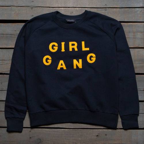 トレーナー 黒色 ブラック イレブンパリ レディース 【 ELEVEN PARIS X BLONDIE WOMEN GIRL GANG SWEATER (BLACK / IRIS) BLACK IRIS 】 レディースファッション トップス スウェット｜スニケス