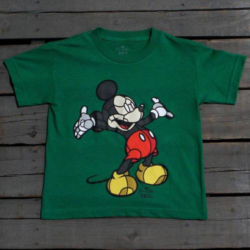 ベイト 子供用 Tシャツ 緑 グリーン ジュニア キッズ 【 BAIT X DAVID FLORES MICKEY YOUTH TEE (GREEN / KELLY GREEN) GREEN KELLY GREEN 】 メンズファッション トップス カットソー
