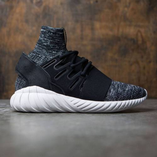 tubular doom primeknit black