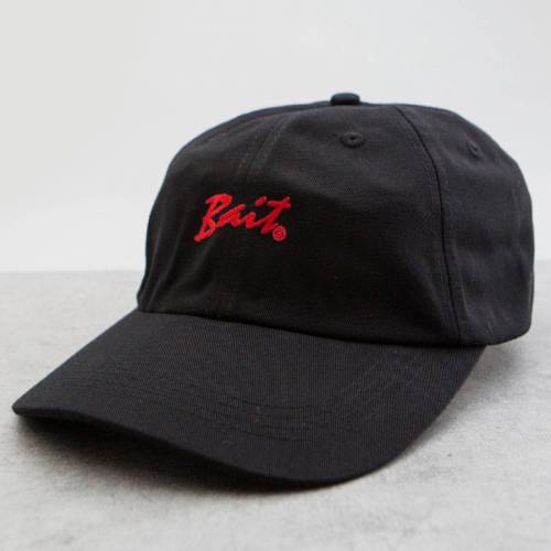 ベイト スクリプト ロゴ キャップ キャップ 帽子 黒色 ブラック メンズ 【 BAIT SCRIPT LOGO DAD CAP (BLACK) / BLACK 】 バッグ メンズキャップ 帽子
