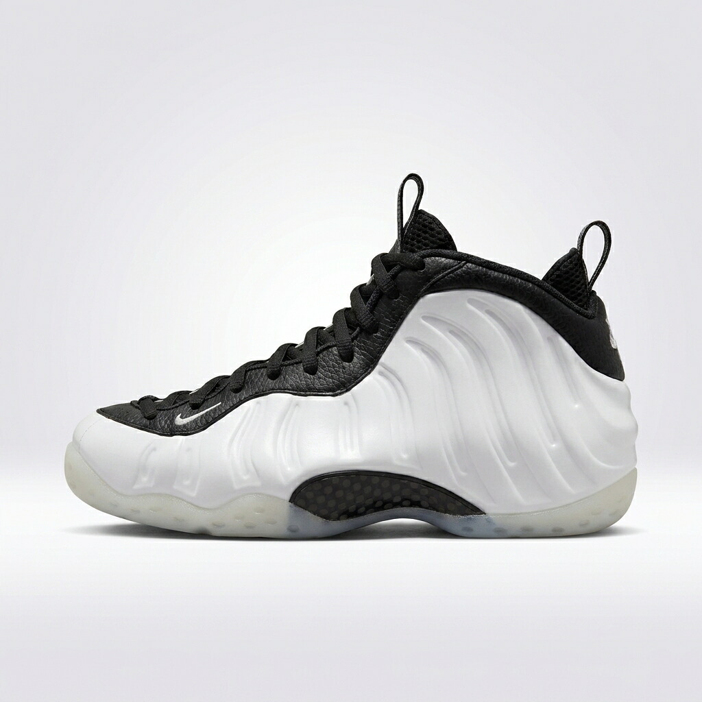 ナイキ エアフォームポジットワン \u0027PENNY PE\u0027 白いこと しろがね色 黒いこと スニーカー メンズ NIKE