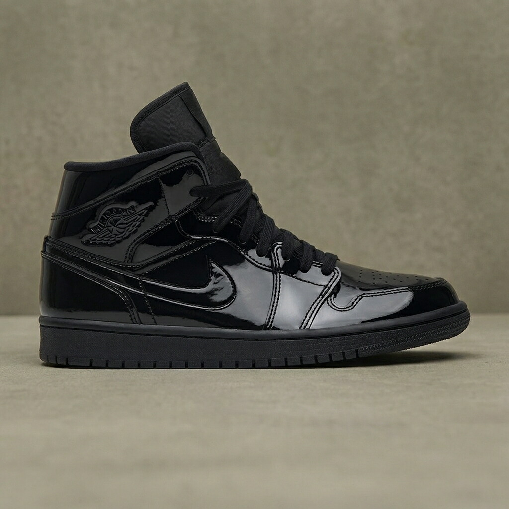 ナイキ エアジョーダン 1 ミッド パテント SE レディース スニーカー 黒 トリプルブラック AIR JORDAN 1 MID