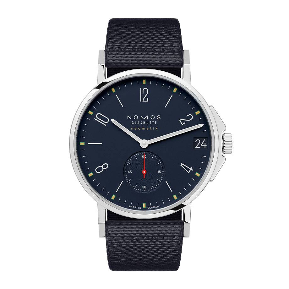 ノモスグラスヒュッテ　NOMOS Glash・・tte Club Sport neomatik 38 Date atlantic NM528 アトランティック 38mm 自動巻 防水 ドイツ製 機械式腕時計 ブルーブラック ブルー ブラック 528　雑誌掲載