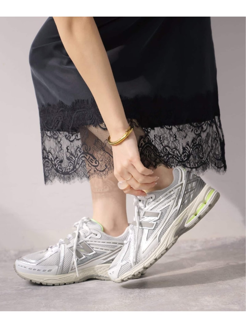 【NEW BALANCE/ニュー平衡にする】1906R:スニーカー JOURNAL STANDARD relume 逐次刊行物 判定基準 レリューム シューズ・靴 スニーカー しろがね色【貨物輸送無料】[ Fashion]