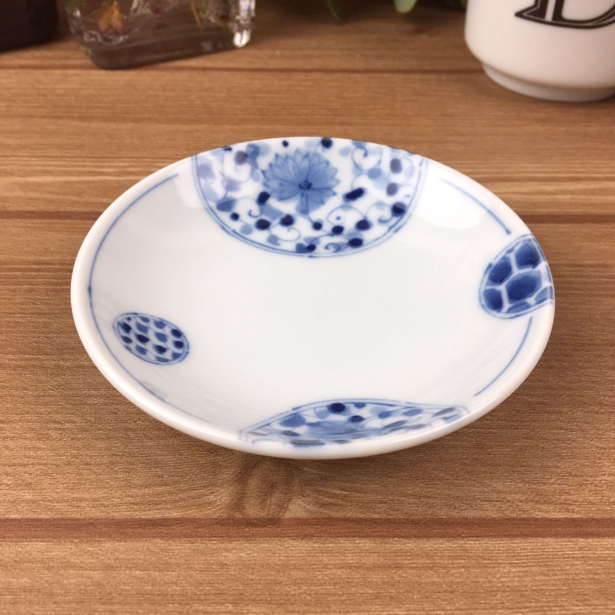 超歓迎 花伊万里 うすかる 13 5cm 40皿 丸 丸型 おうちカフェ 美濃焼 和食器 国産 日本製 陶器 軽量 軽い サラダ 取り皿 小皿 おしゃれ カフェ 食器 北欧 北欧風 インスタ映え 食洗機対応 ラッピング不可 Bagochile Cl 超歓迎 花伊万里 うすかる 13 5cm 40皿 丸 丸型 おうちカフェ 美濃焼 和食器 国産 日本製 陶器 軽量 軽い サラダ 取り皿 小皿 おしゃれ カフェ 食器 北欧 北欧風 インスタ映え 食洗機対応 ラッピング不可 Bagochile Cl