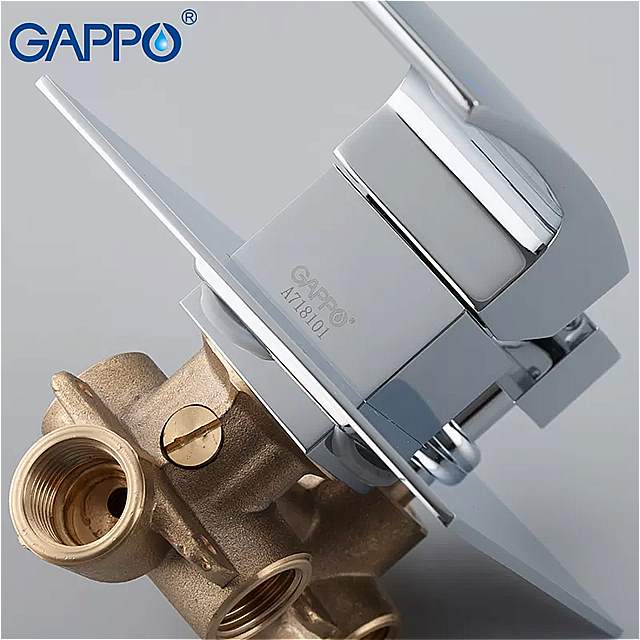Gappoシャワーの蛇口の滝シャワーミキサーバスHaedシャワーパネル浴室のシャワーセット蛇口chuveirobanheiro