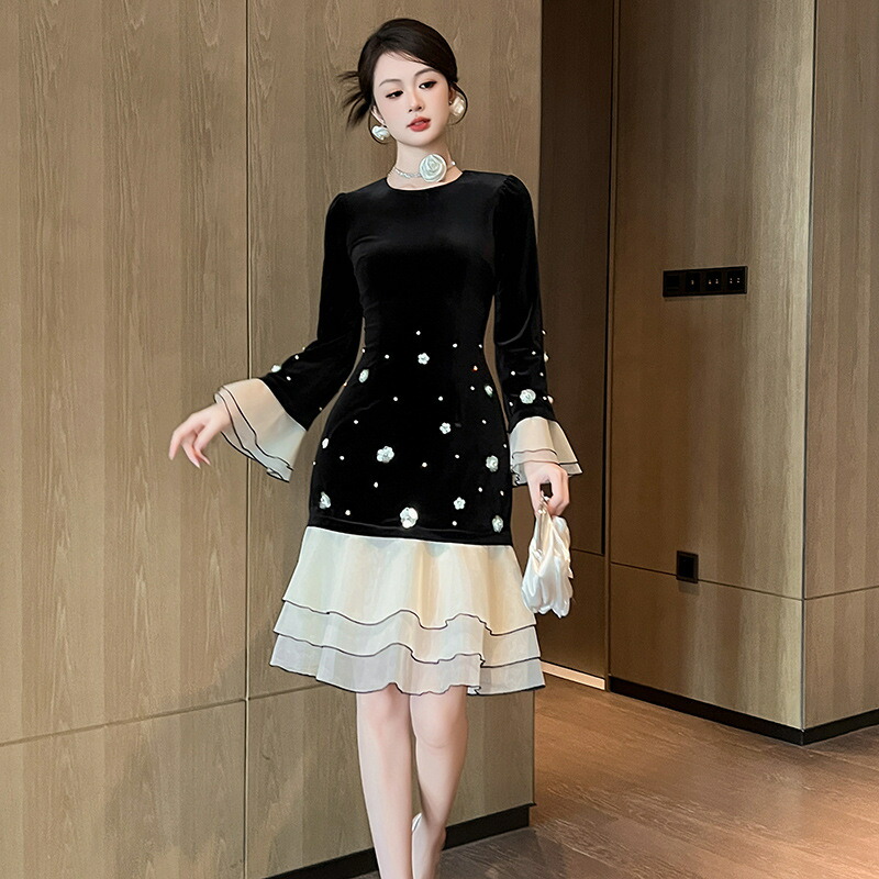 ドレスワンピース パーティードレス お呼ばれドレス ベロアワンピース 花ビジュー施し フリル袖 長袖 ティアード Aライン ミディアム丈 膝丈 ひざ丈 きれいめ おしゃれ 上品 かわいい 大きいサイズ 結婚式 春 秋 冬【jy8301848】｜JSfashion 店