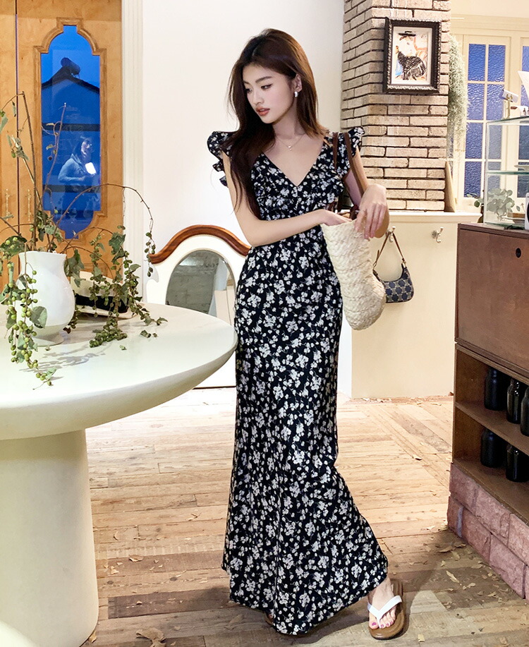 楽天市場】花柄ワンピース ロングワンピ 肩フリル Vネック Aライン 花