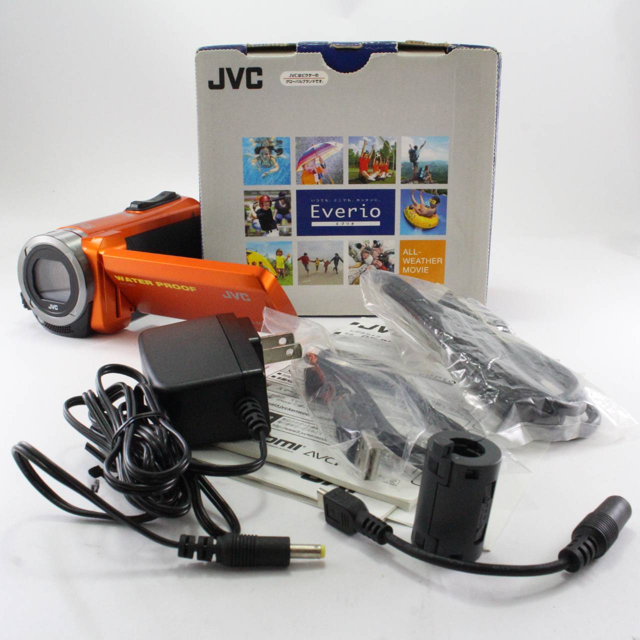 【中古】JVC KENWOOD JVC テレビカメラ EVERIO 雨合羽 防塵 内蔵記憶装置32GB オレンジ色 GZ-R300-D