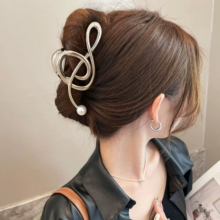 ≪印象を変える大きめクリップ☆≫HERMES ヘアクリップ 楽天市場】ヘアクリップ 大きめ バンスクリップ へあくりっぷ