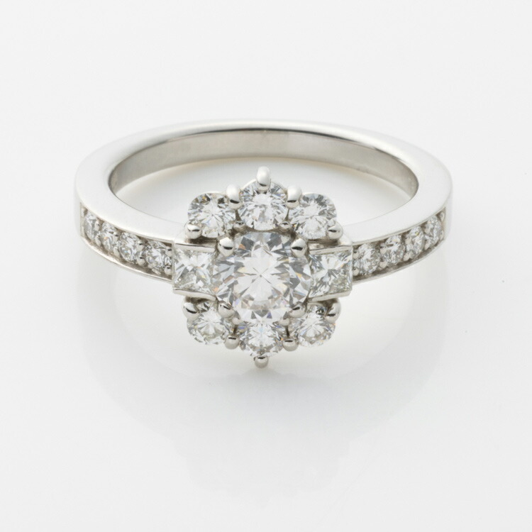 【買取店】豪華✨ Pt900 ダイヤ0.7ct 指輪 スクエア 9.5号 買取店】豪華✨ Pt900 ダイヤ0.7ct 指輪 スクエア 9.5号