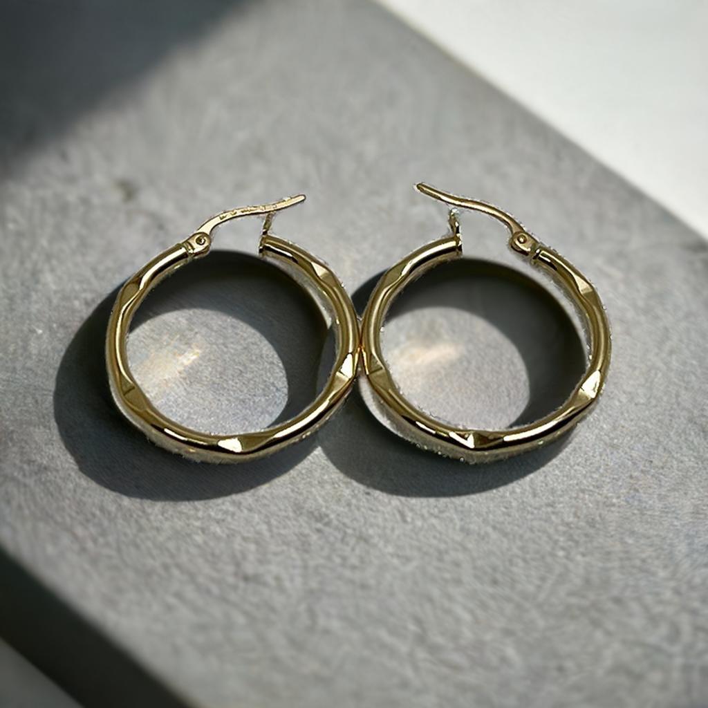 楽天市場】ウノアエレ フープピアス K18YG イエローゴールド