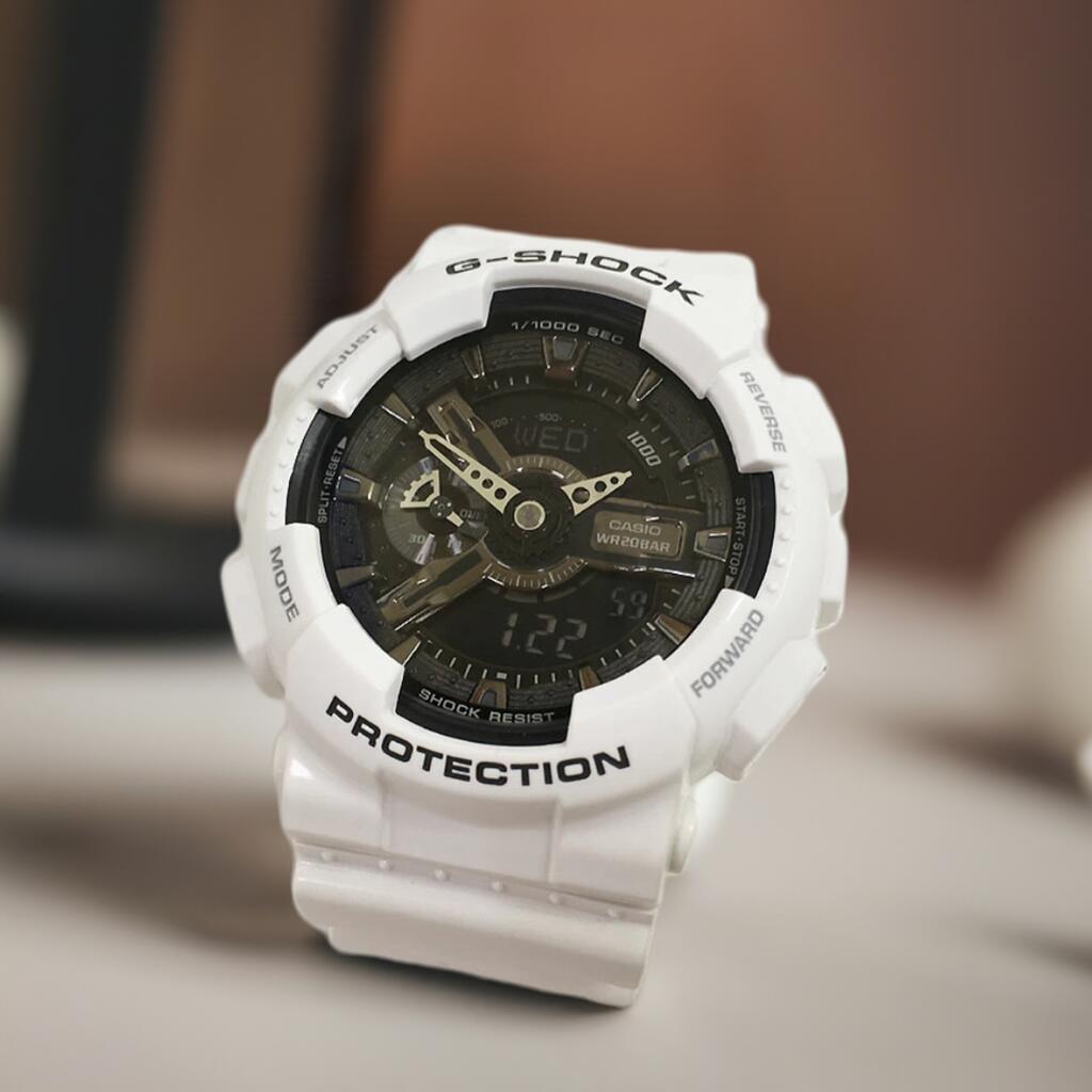 【コラボ限定】G-SHOCK GA-110MH 完品マハリシ 白 コラボ限定】G-SHOCK GA-110MH 完品マハリシ 白 時計