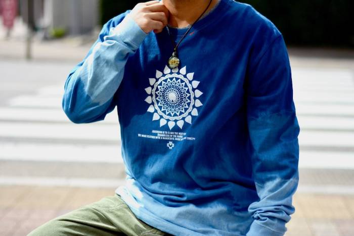 貨物輸送無料 ASCENSION（アセンション）INDIGO LONG TEE  藍染グラデーション （黒部の名水染めつづき物）メンズ・レディース・自然的・刷り上げる・事あたらしい ロンティ 座標 as-798