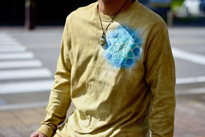 送料無料 ASCENSION（アセンション）曼荼羅 LONG TEE NATURAL BROWN（黒部の名水染めシリーズ）メンズ・レディース・ナチュラル・プリント・オリジナル　ロンティ　コーディネート as-799｜JUICE（ジュース）