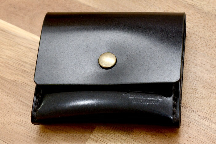 BLUE.art（ブルードットアート）SMART WALLET (スマートウォレット）コードバン CORDVAN 貨物輸送無料レザーウォレット なめし革紙入れ コインケース ヌメ革 差し上げ物 パウダーコンパクト紙入れ アウトドア  ba-089