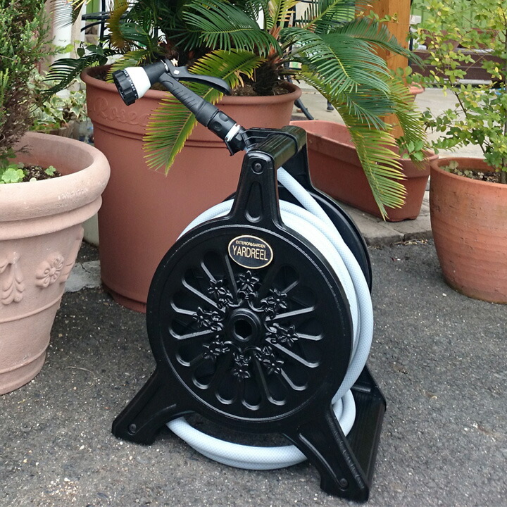 送料無料 パイプ木管 粋 園庭 ガーデニング ホース保持者 ホースハンガー 散水ホース 黒 ボルドーワイン おしゃれなホースリール Ydリール m Daemlu Cl