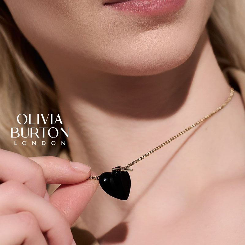 OLIVIA BURTON Classic Knot Heart ネックレス ゴールド & ブラック オリビア・バートン ノット ハート Gold & Black Necklace ハート お守り 繊細 上品