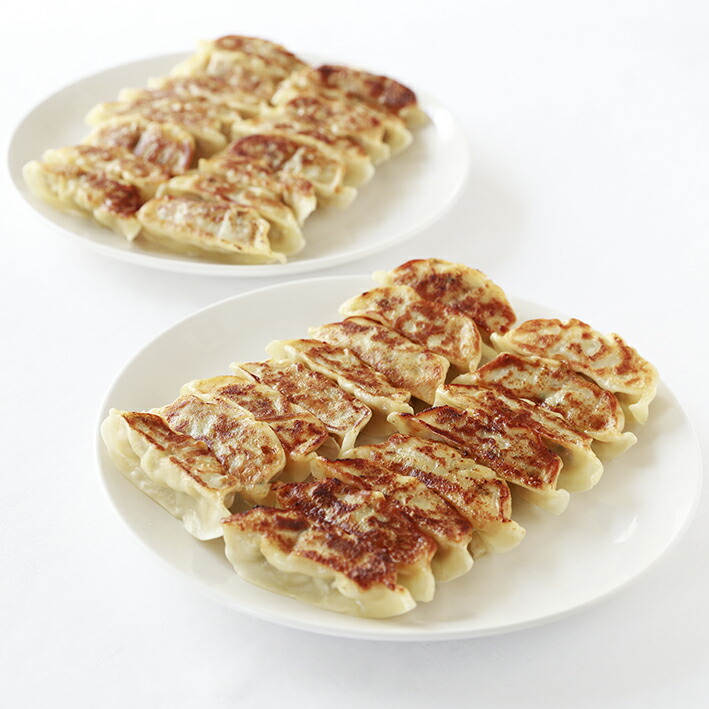 自宅で中華！【送料無料】横浜中華街　重慶飯店　冷凍焼餃子4個入×8パック32個セット　冷凍ギョーザ　ギョパ