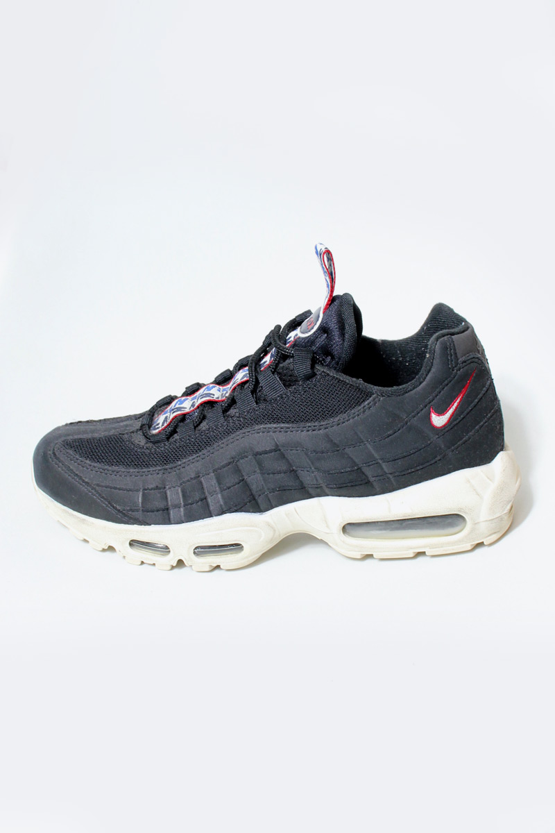 【中古】 NIKE (ナイキ) AIR MAX 95 PULL TAB PACK エア マックス 95 プル タブ パック BLACK [ SIZE: US8(26.0cm) USED] [USA企画品]｜JULIUS NYC