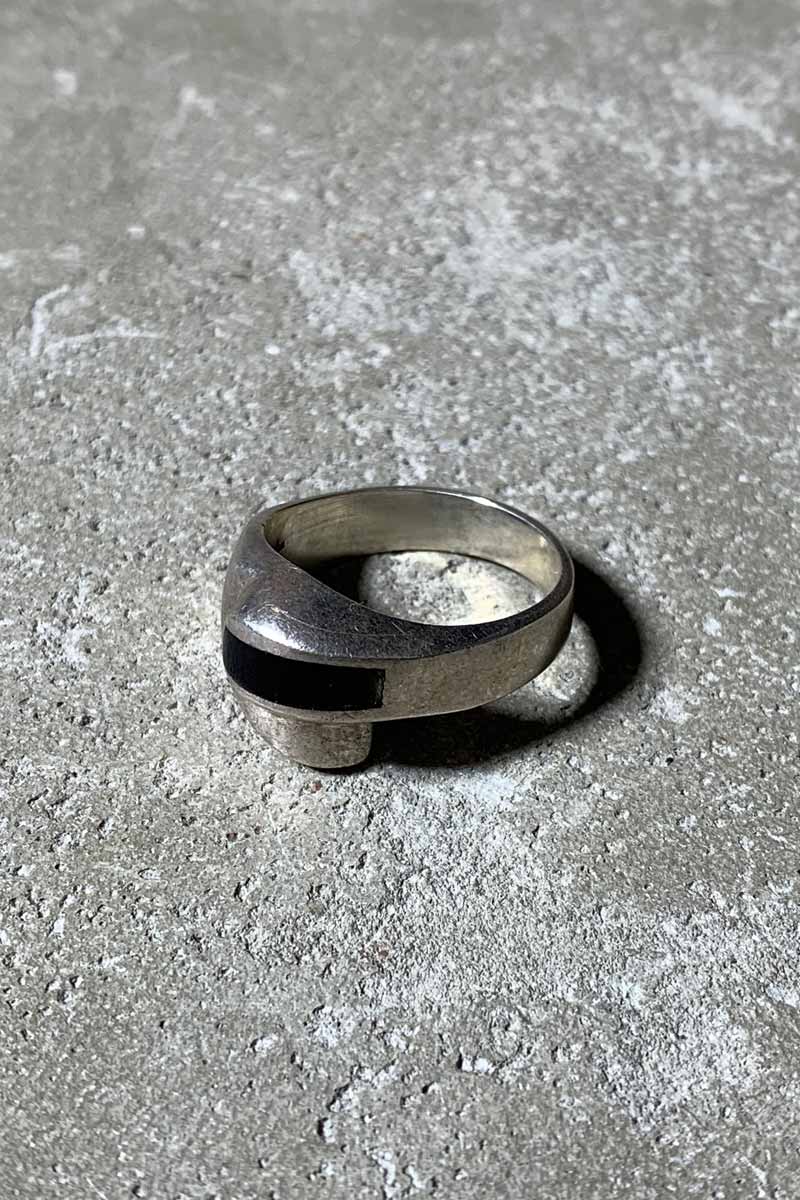 【中古】 VINTAGE SILVER JEWELRY (ヴィンテージ シルバー ジュエリー) MADE IN MEXICO 925 SILVER RING W/ONYX メキシコ製 925 シルバー リング オニキス [SIZE: 21号相当 USED]