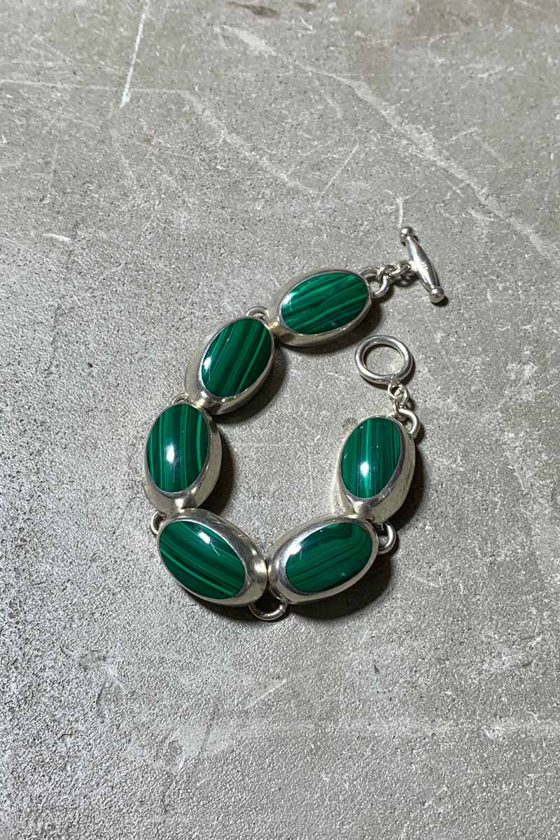 【中古】 VINTAGE MEXICAN JEWELRY (ヴィンテージ しろがね色 宝飾品) MADE IN MEXICO 925 SILVER BRACELET  W/MALACHITE メキシコ合衆国製 925 しろがね色 腕輪 マラカイト [SIZE: ONE SIZE USED]