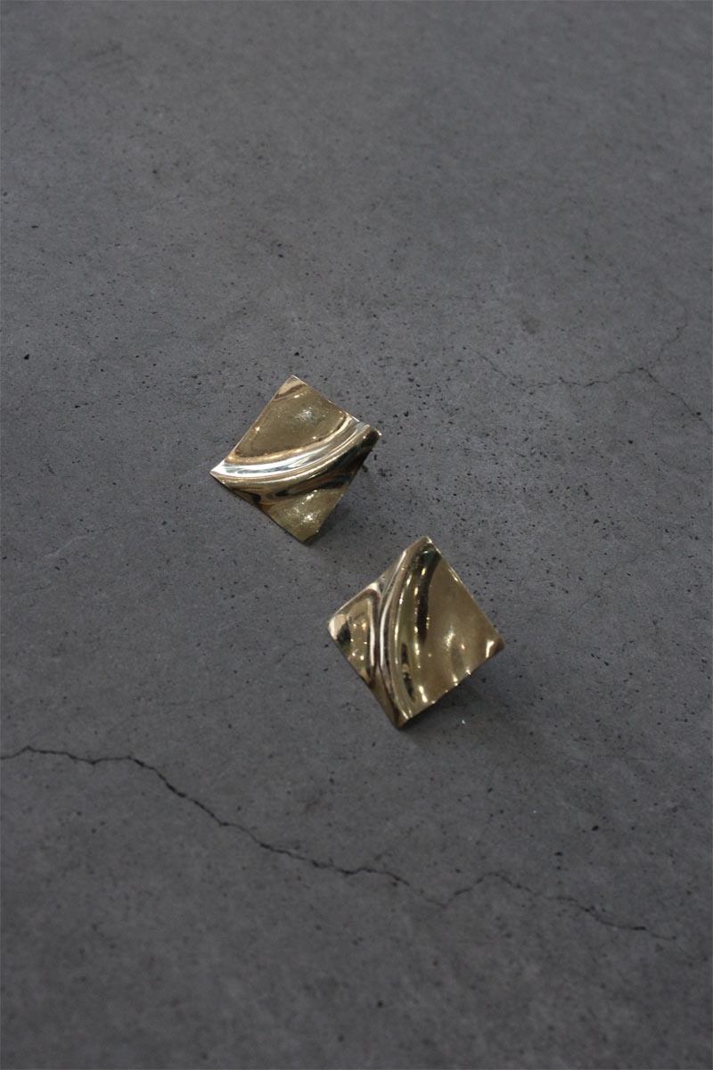 【中古】 VINTAGE JEWELRY (ヴィンテージ ジュエリー) 14K GOLD EARRINGS GOLD 14金 ゴールド ヴィンテージ イヤリング / GOLD [ONE SIZE: USED]｜JULIUS NYC