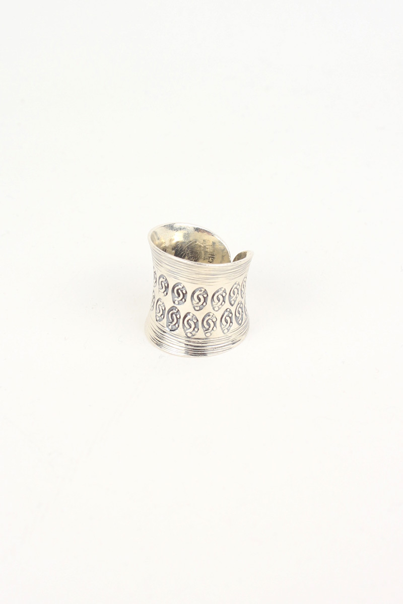 【中古】  VINTAGE JEWELRY (ヴィンテージ 宝飾品) 925 VINTAGE SILVER RING 925 ヴィンテージ しろがね色 輪っか [SIZE: 16号好いかげんに USED]