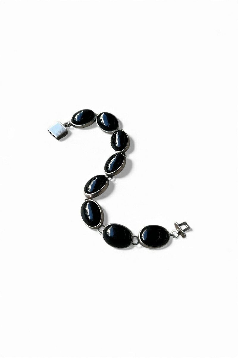 【中古】 VINTAGE SILVER JEWELRY (ヴィンテージ しろがね色 宝飾品) 925 SILVER BRACELET W/ONYX 925 しろがね色 腕輪 W/オニキス / SILVER [SIZE: ONE SIZE USED]