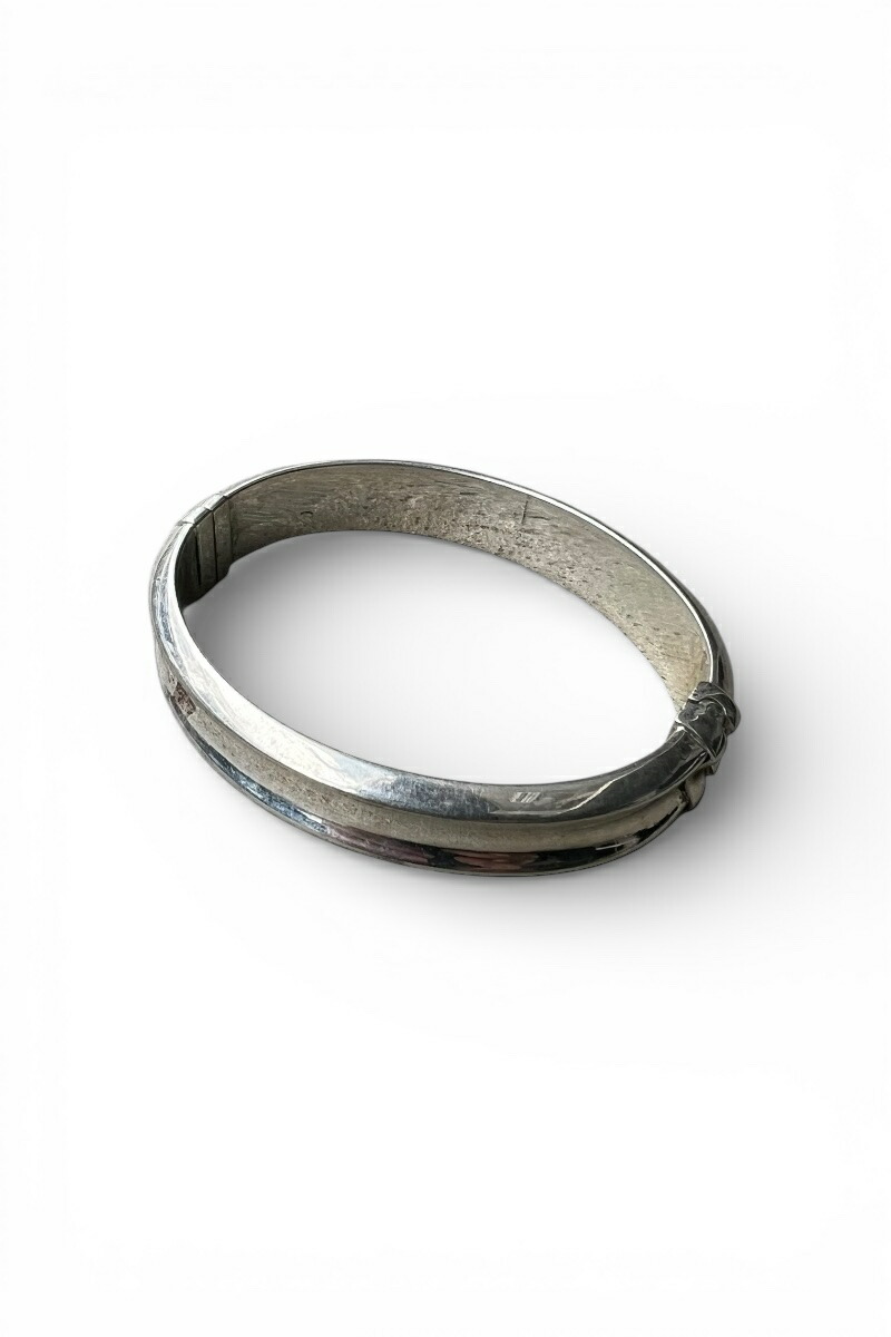 【中古】 VINTAGE SILVER JEWELRY (ヴィンテージ しろがね色 宝飾品)  925 SILVER BANGLE 925 しろがね色 バングル / SILVER [SIZE: ONE SIZE USED]