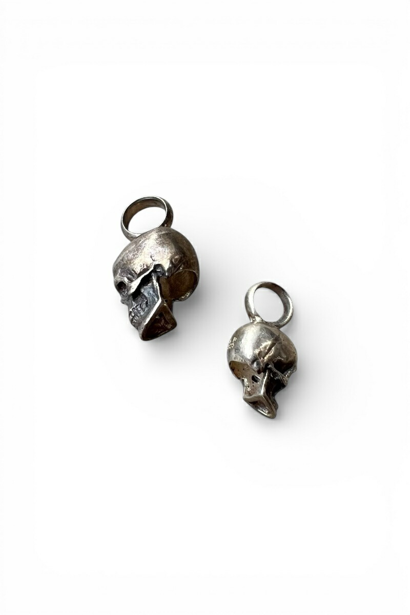 【中古】 VINTAGE SILVER JEWELRY (ヴィンテージ しろがね色 宝飾品) SILVER PENDANT TOP SKULL 2SET しろがね色 シャンデリヤ とっ始め スカル 2点仕掛ける / SILVER [SIZE: ONE SIZE USED]