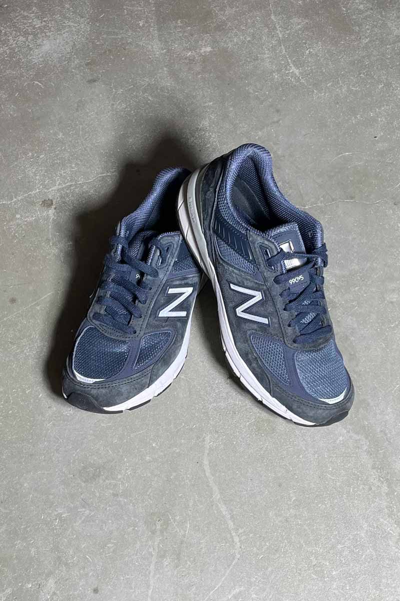 【中古】NEW BALANCE (ニュー 平衡にする) MADE IN USA M990 NV5 SNEAKERS スニーカー / NAVY [SIZE: US9 (27.0珊好いかげんに) USED]