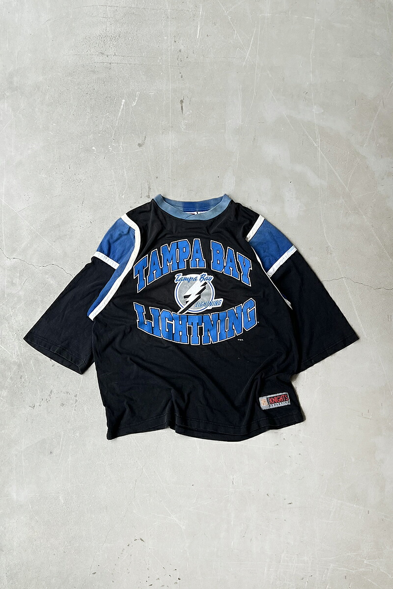 【中古】KNIGHTS (ナイツ) 90'S NHL TAMPA BAY LIGHTNING V-NECK HOCKEY T-SHIRT 90年代 タンパ ベイ ライトニング ホッケーTシャツ BLACK [SIZE: L USED] 9,706円